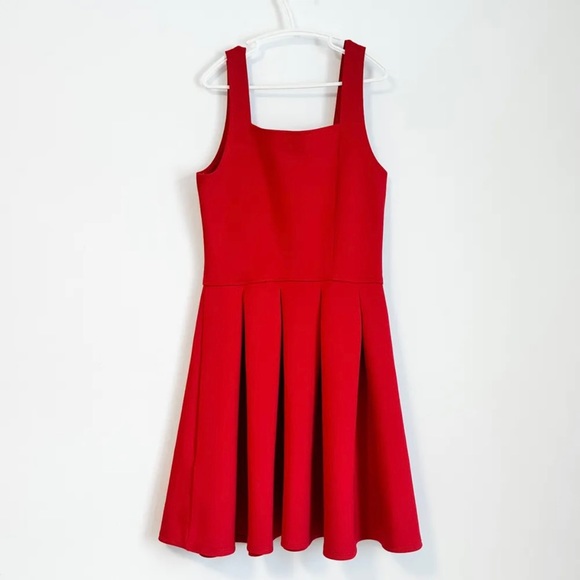 🧸 Abercrombie & Fitch red dress Sz. 13-14 but fits more like 9, 10 or 11 - Picture 2 of 5